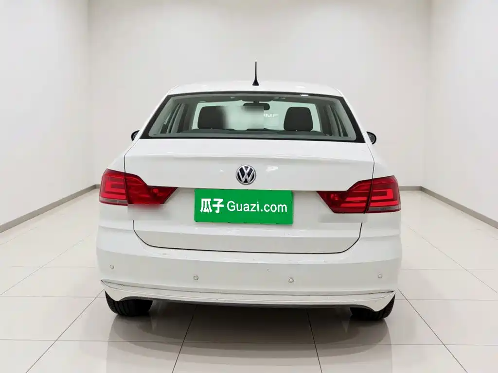 Volkswagen Santana — миниатюра 5
