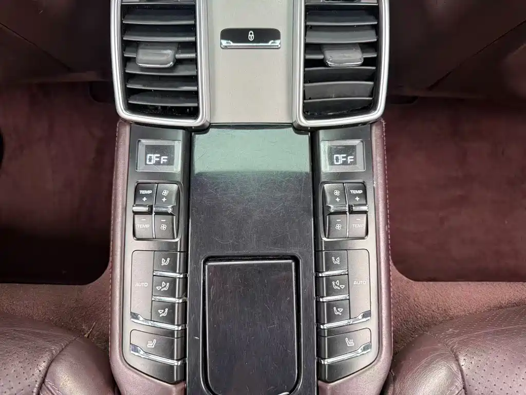 Porsche Panamera — миниатюра 13