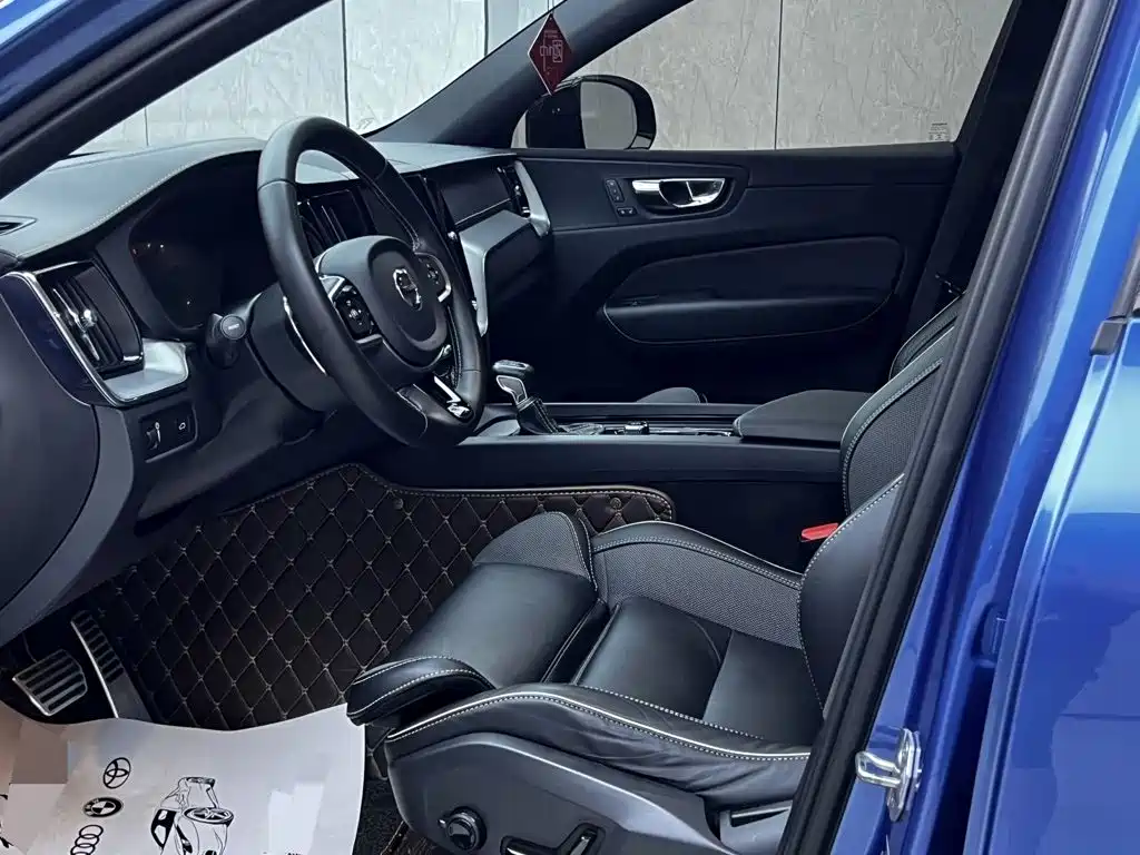 Volvo XC60 — миниатюра 4