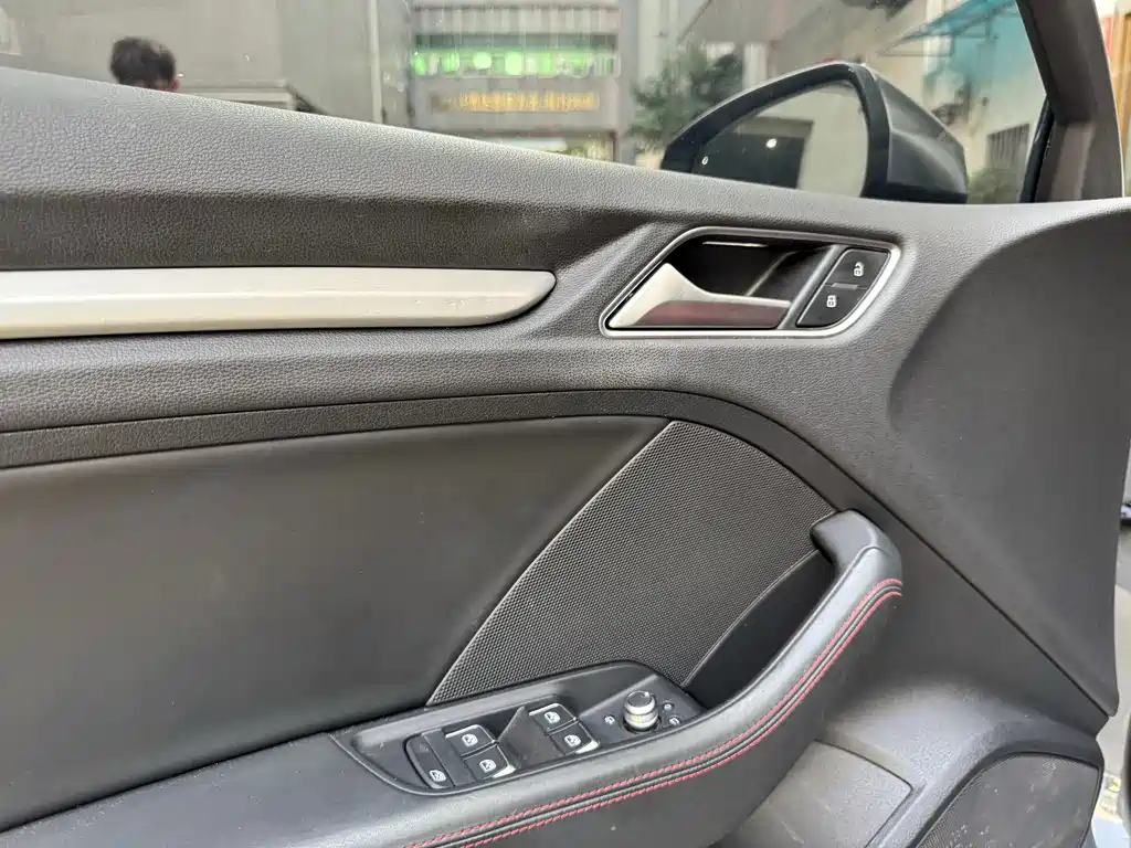 Audi S3 — миниатюра 11