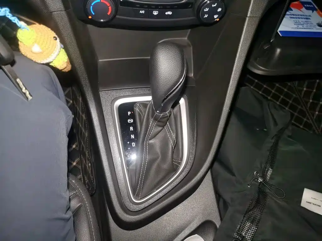 Buick Excelle — миниатюра 10