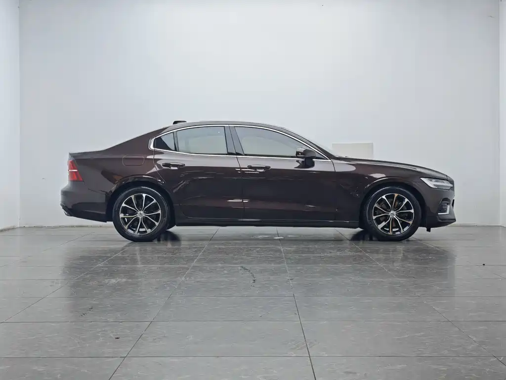Volvo S60 — миниатюра 11