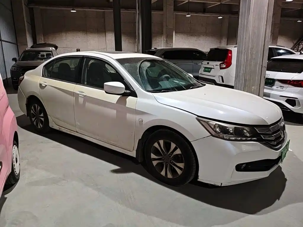 Honda Accord — миниатюра 26