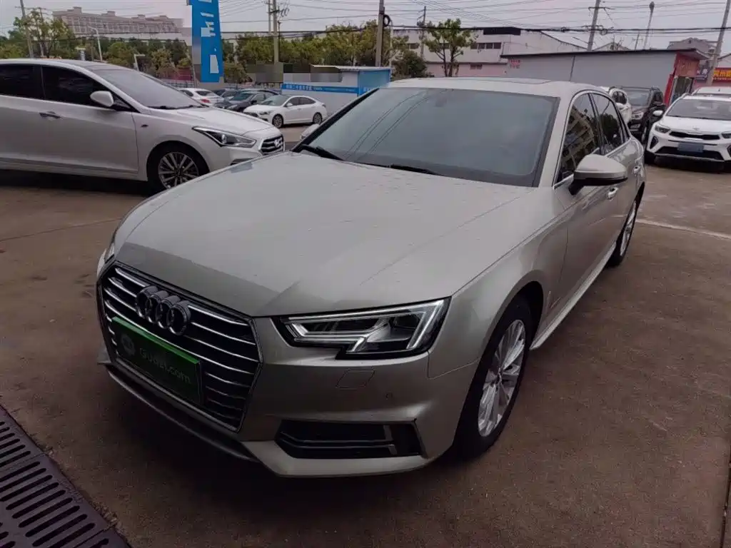 Audi A4L 2020