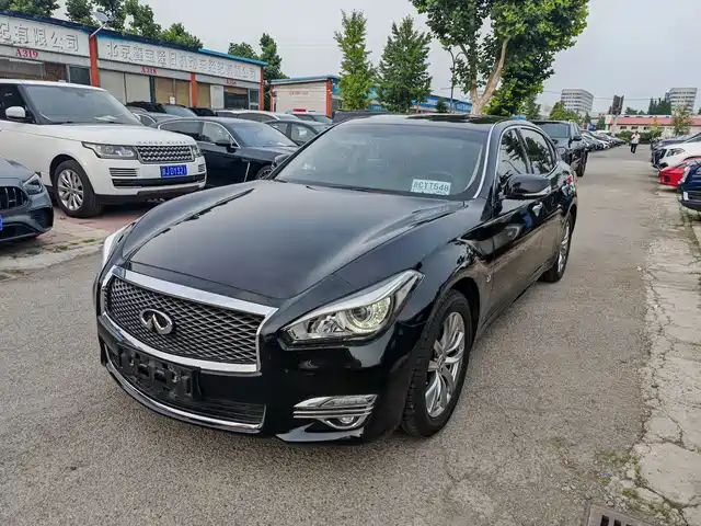 Infiniti Q 70 2015 Q 70 L 2.5 L