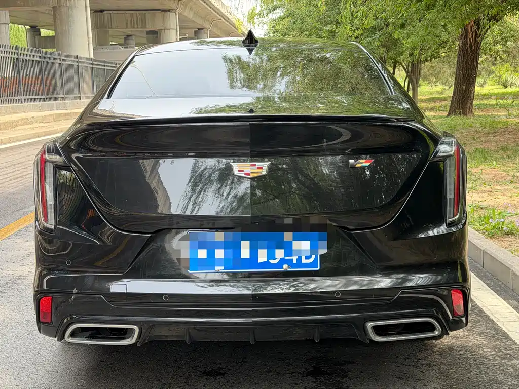 Cadillac CT4 2021 28T