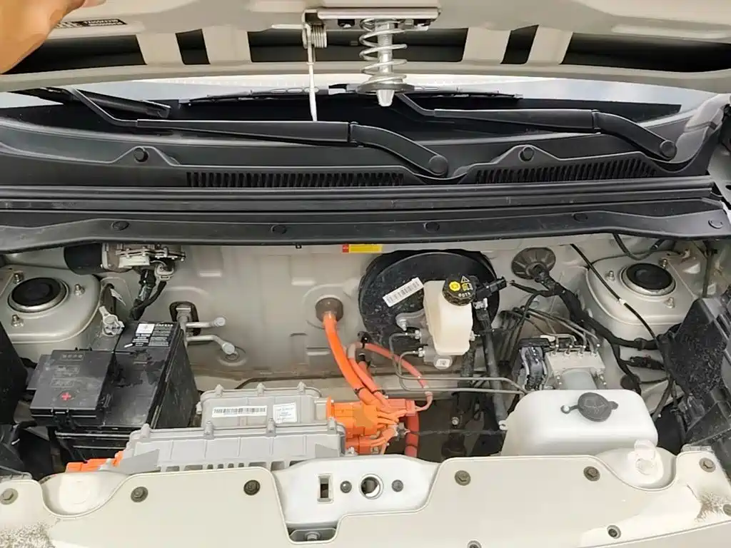 Wuling MINIEV — миниатюра 16