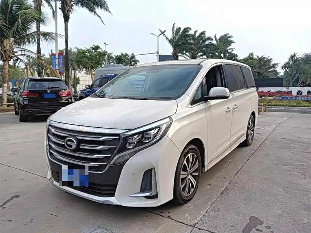 GAC TRUMPCHI M8