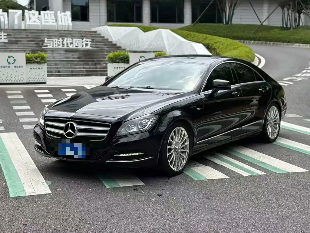 Mercedes-Benz CLS