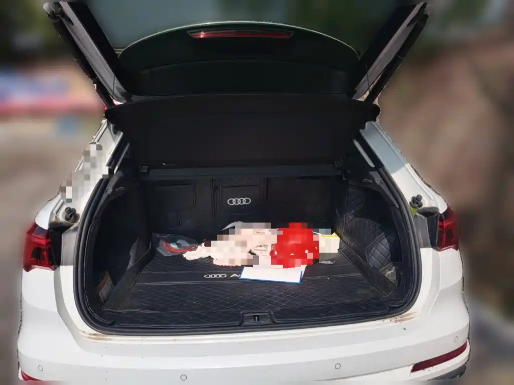 Audi Q3 — миниатюра 10