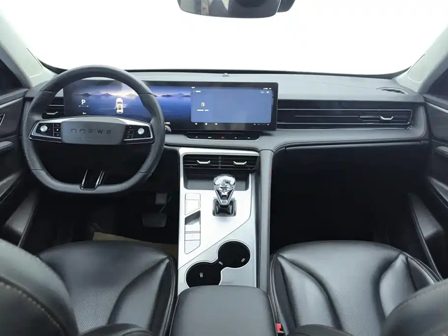 ROEWE RX5 NEW ENERGY