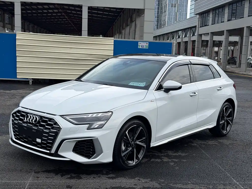 Audi A3 2023 Facelift Sportback 35 TFSI Fashion Sport Type