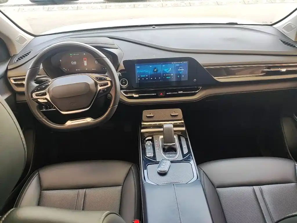 Wuling Victory — миниатюра 10