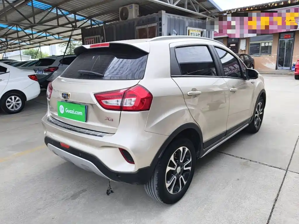 Geely Vision X3 — миниатюра 7
