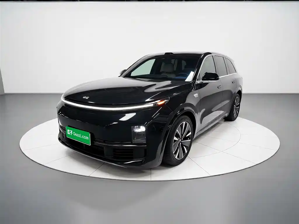 Li Auto Li L8 2025