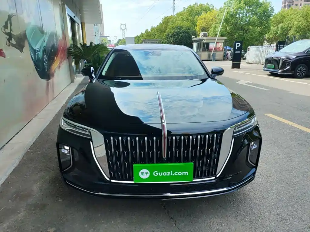Hongqi H9 2025 2.0T Luxury 5 мест