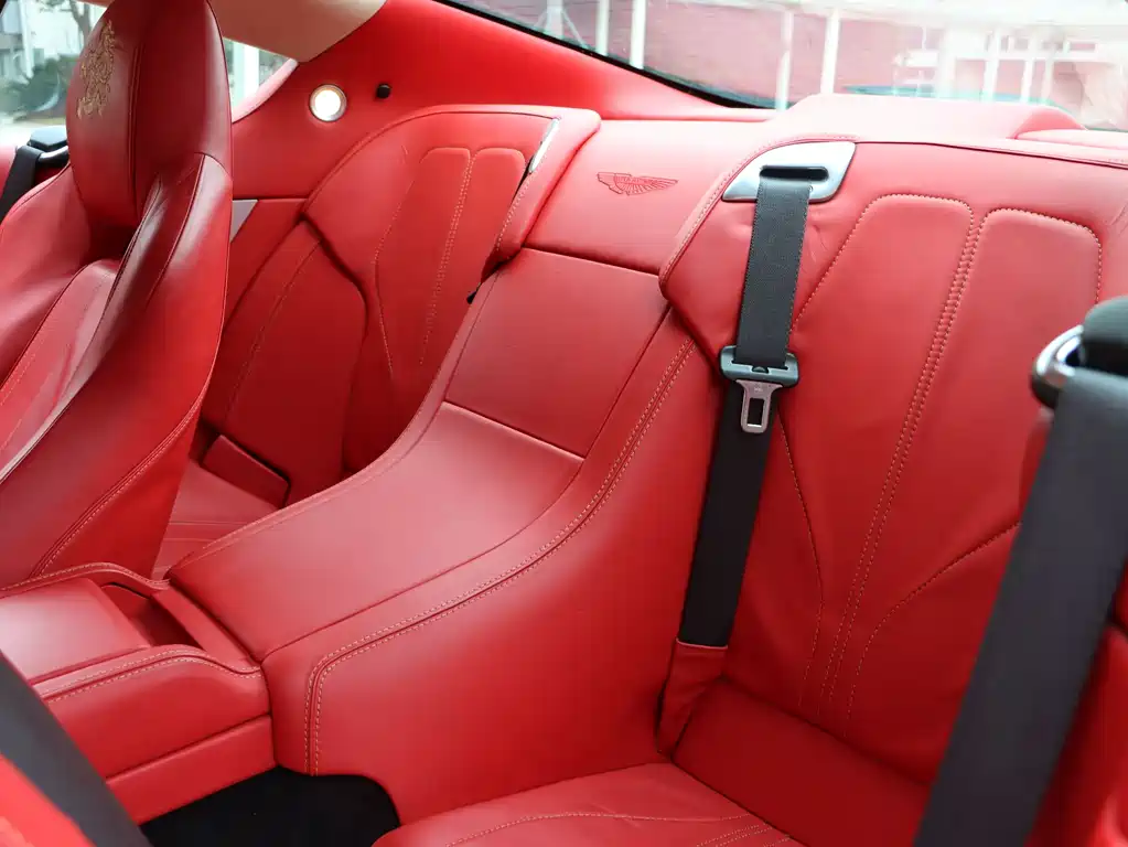 Aston Martin Virage — миниатюра 29