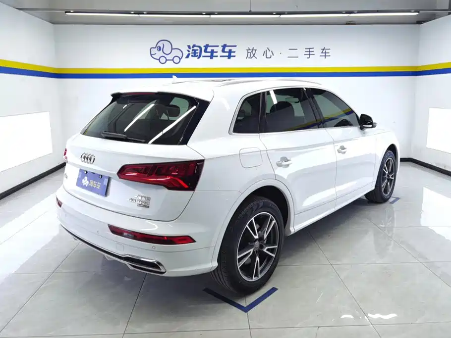 Audi Q5L — миниатюра 3