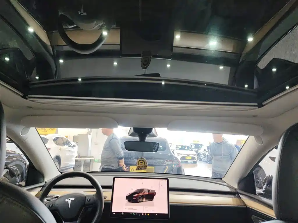 Tesla Model Y — фотографии объявления, Фото 18