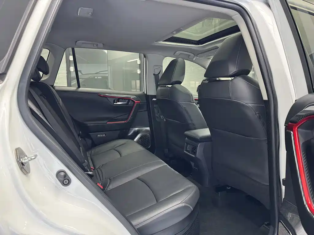 TOYOTA RAV4 RONGFANG