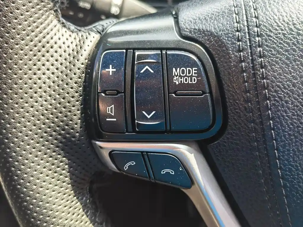 Toyota Highlander — миниатюра 22