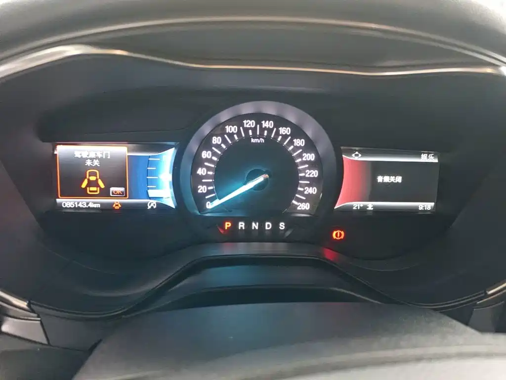 Ford Mondeo — миниатюра 12