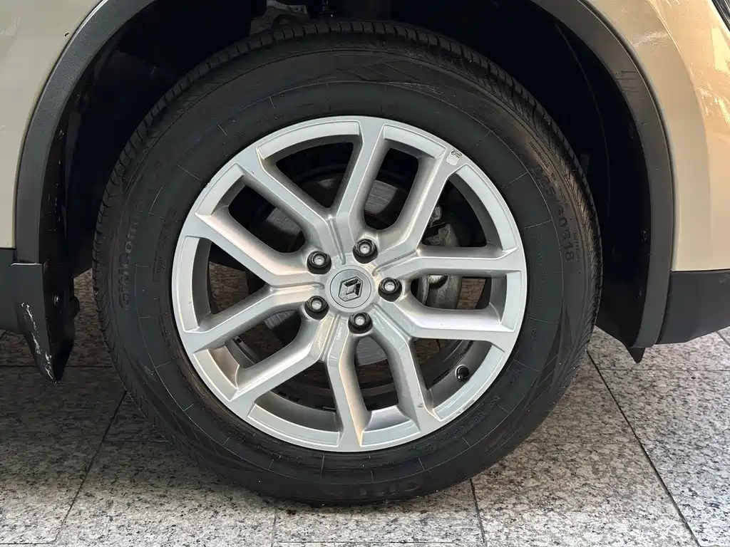 Renault Koleos — миниатюра 17
