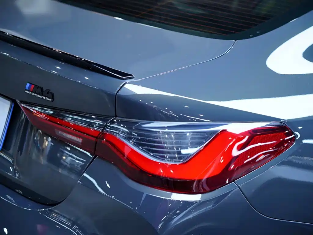 BMW M4 2022 — фото 9