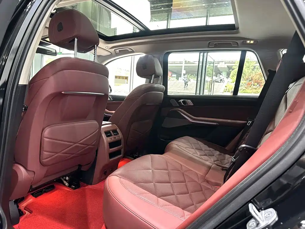 BMW X5 2022 xDrive 30Li Premium M Sport
