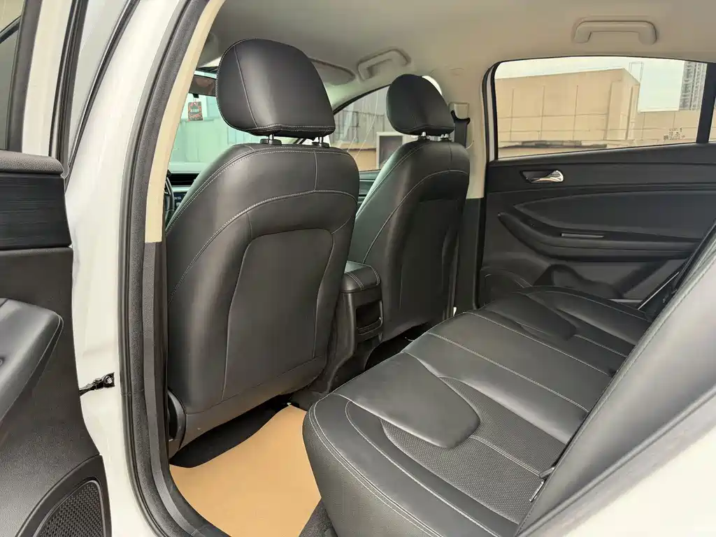 Chery Arrizo 5 — миниатюра 8