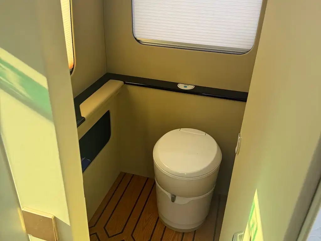 Hongqi HONGQI GUOYUE