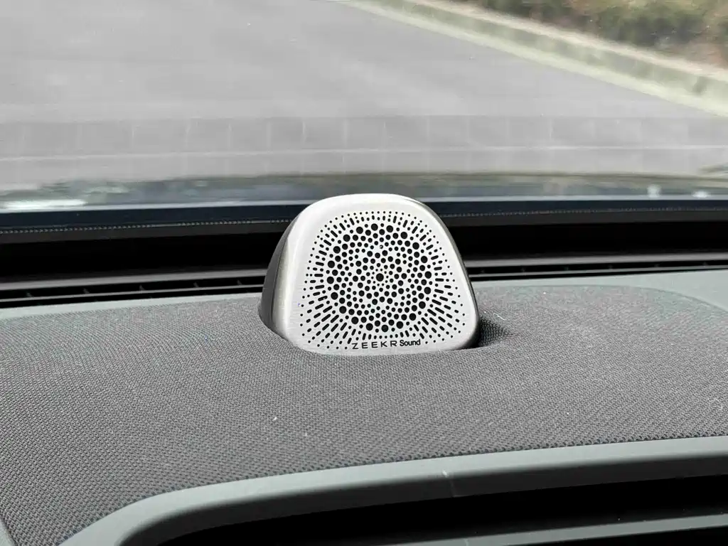 ZEEKR EXTREME KRYPTON 7X