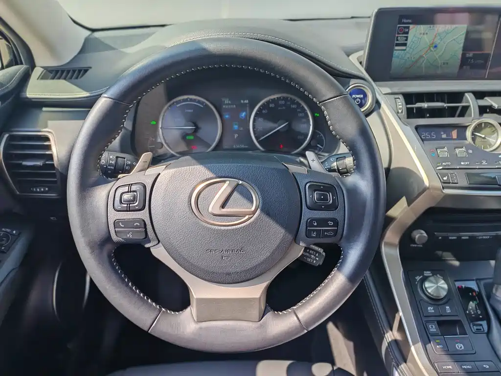 Lexus NX — миниатюра 5
