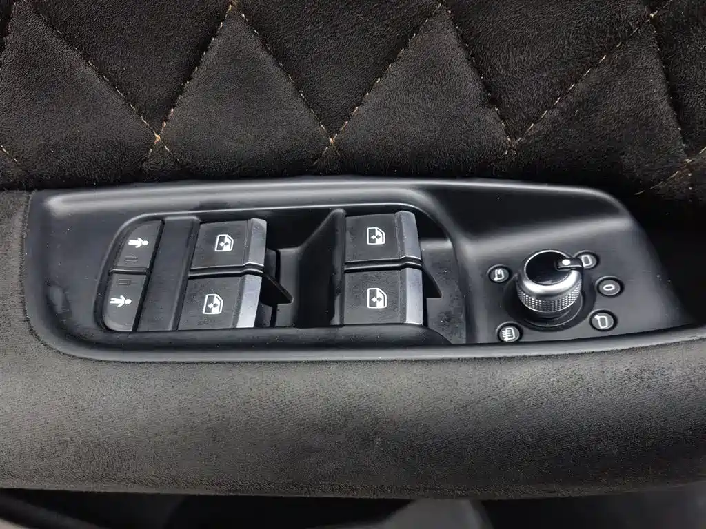 Audi Q7 2019 55 TFSI S line Sport