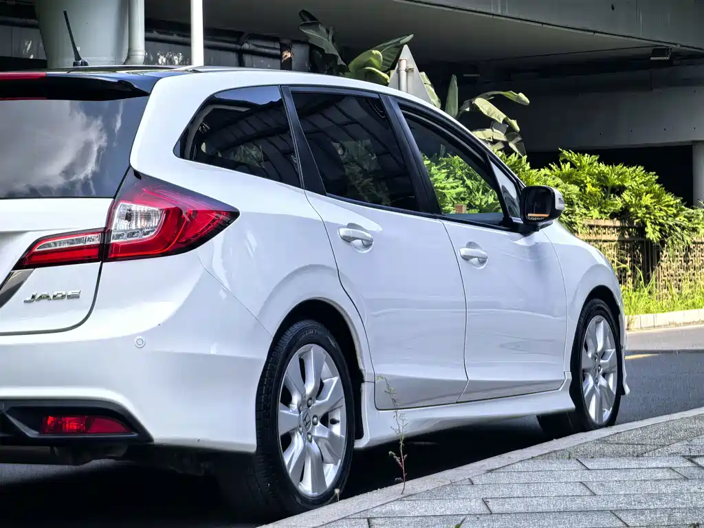 Honda Jade — миниатюра 18