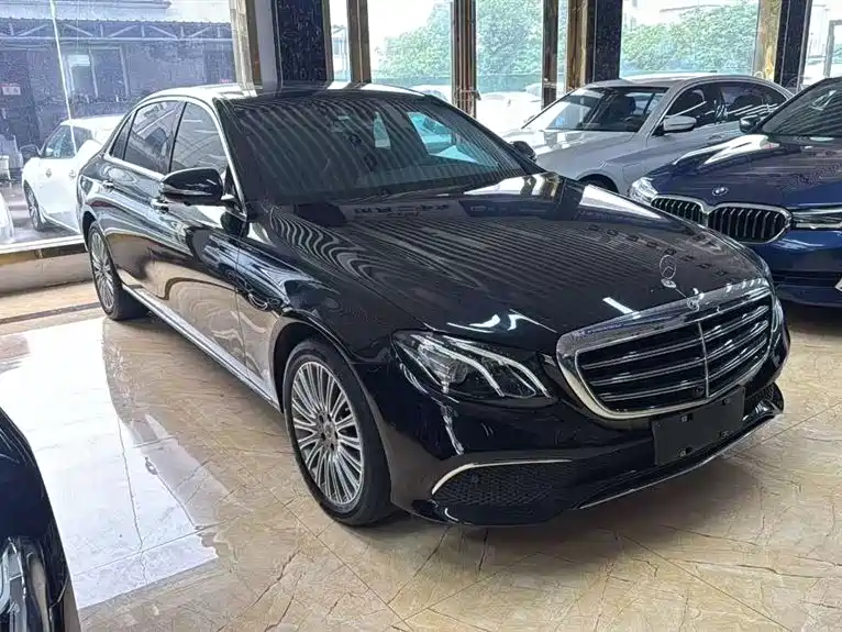 Mercedes-Benz E-Class E 2020 E 300 L Fashion