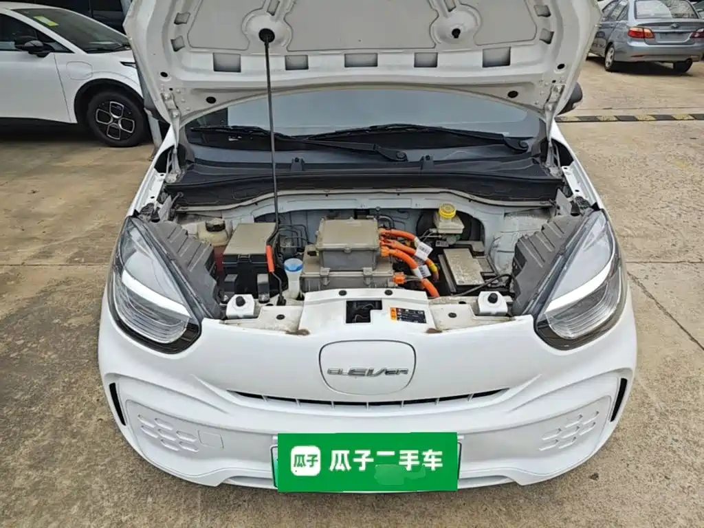 Roewe Clever — миниатюра 20