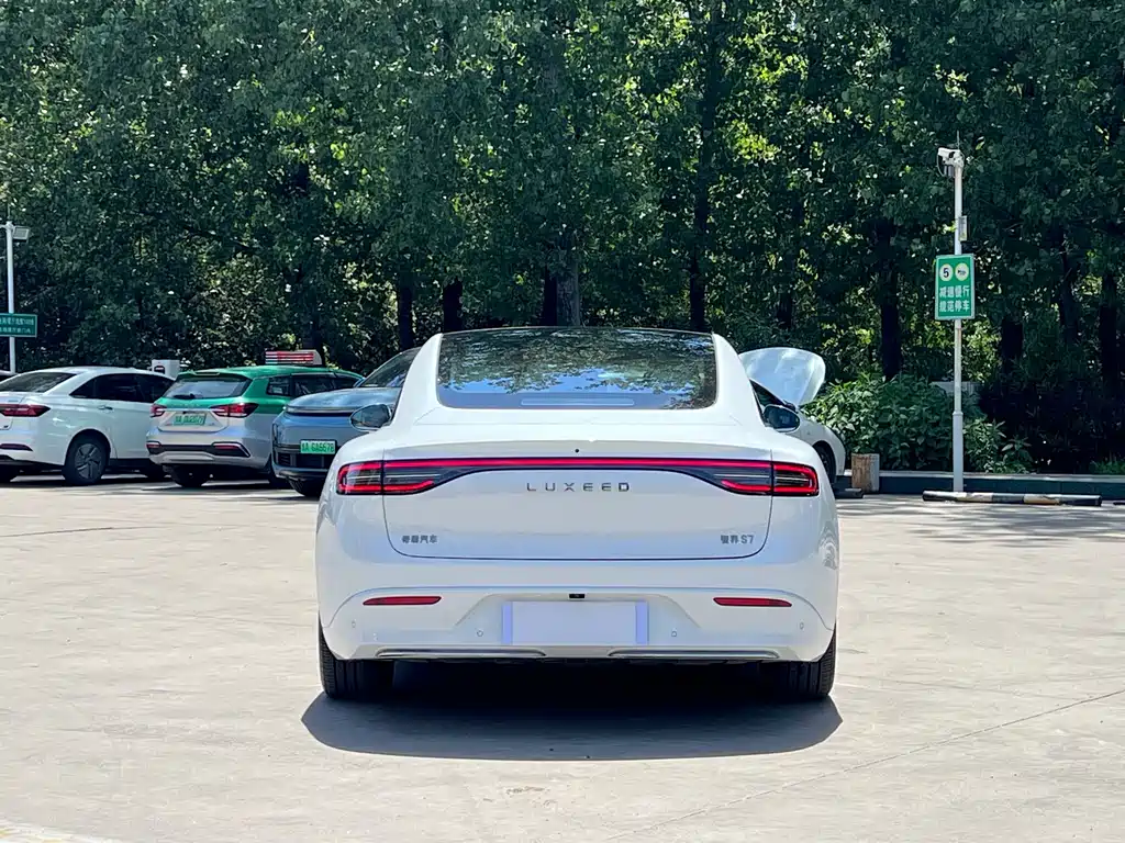 Luxeed S7 2025 855km Max