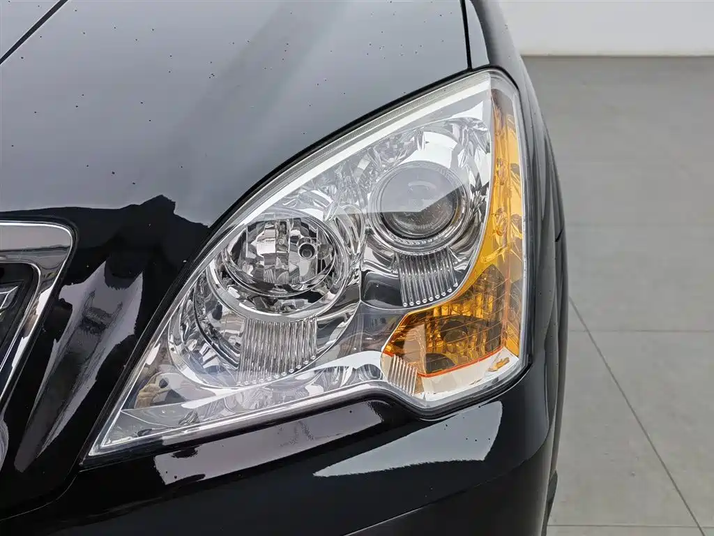 Roewe W5 2013 1.8T 2WD AT