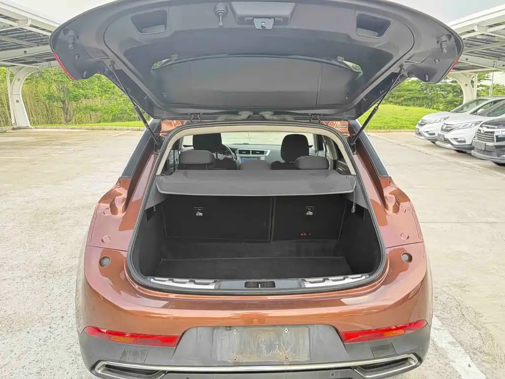 DS 6 2014 1.6T Comfort THP160