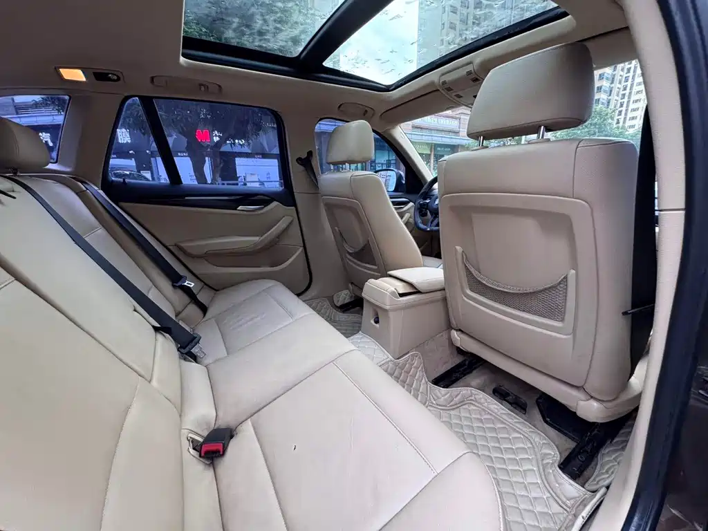 BMW X1 (Import) sDrive18i Luxury Type, фото 23