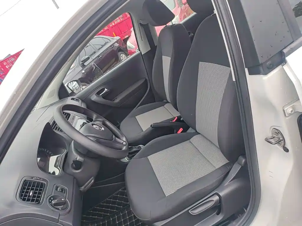Volkswagen Polo — миниатюра 15