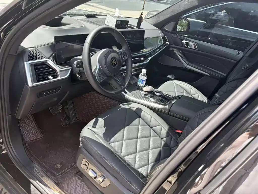 BMW X5 2024 xDrive 40Li Premium