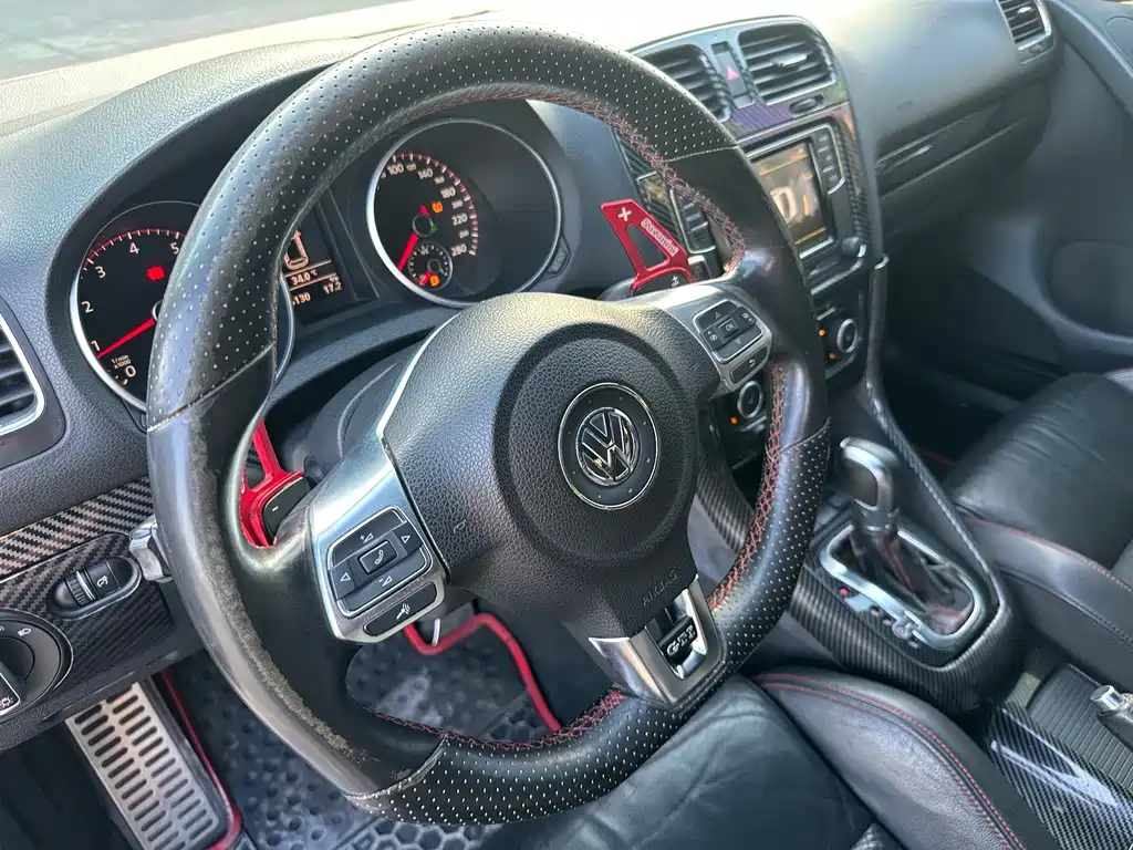 Volkswagen Golf GTI — миниатюра 22