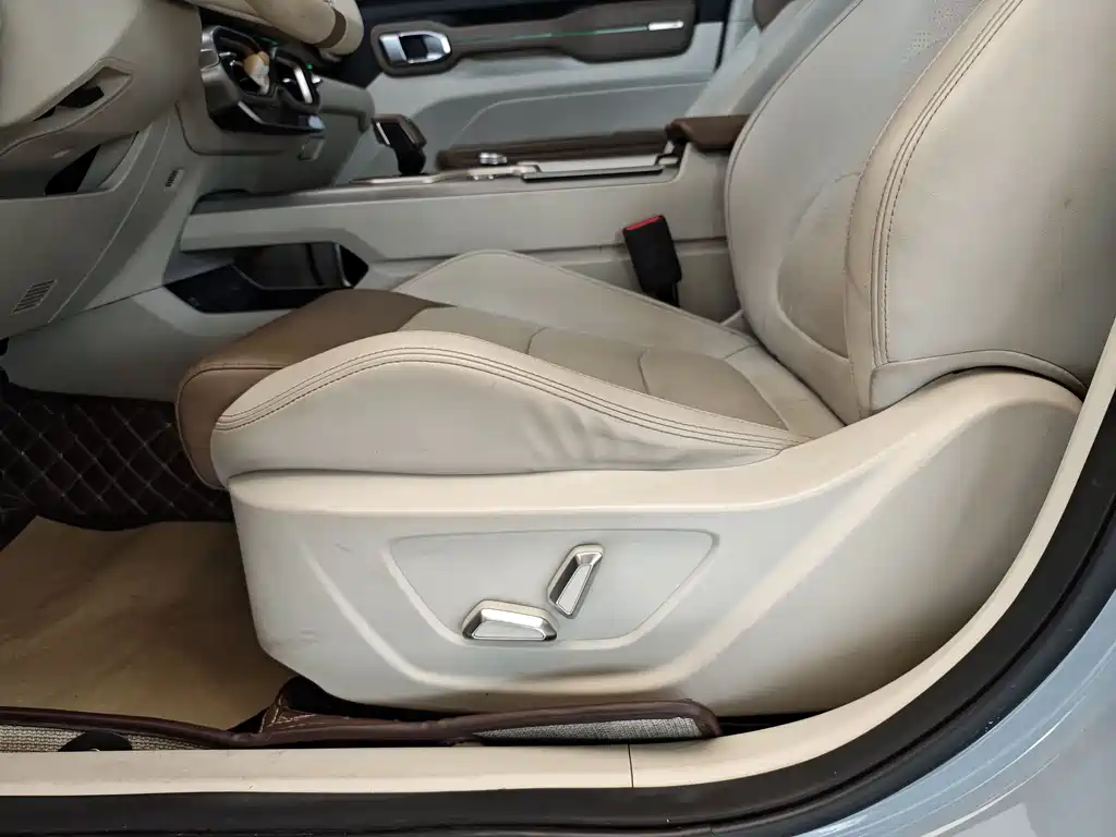 Geely Icon 2020 300T