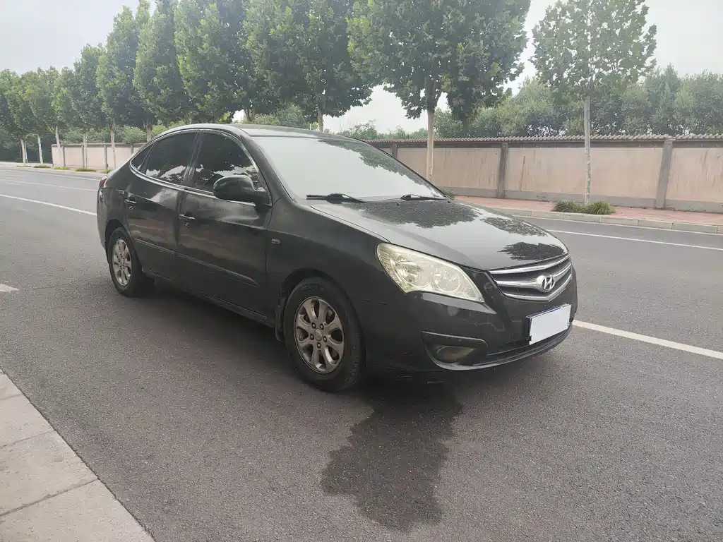 Hyundai Elantra 2011 1.6L AT Comfort