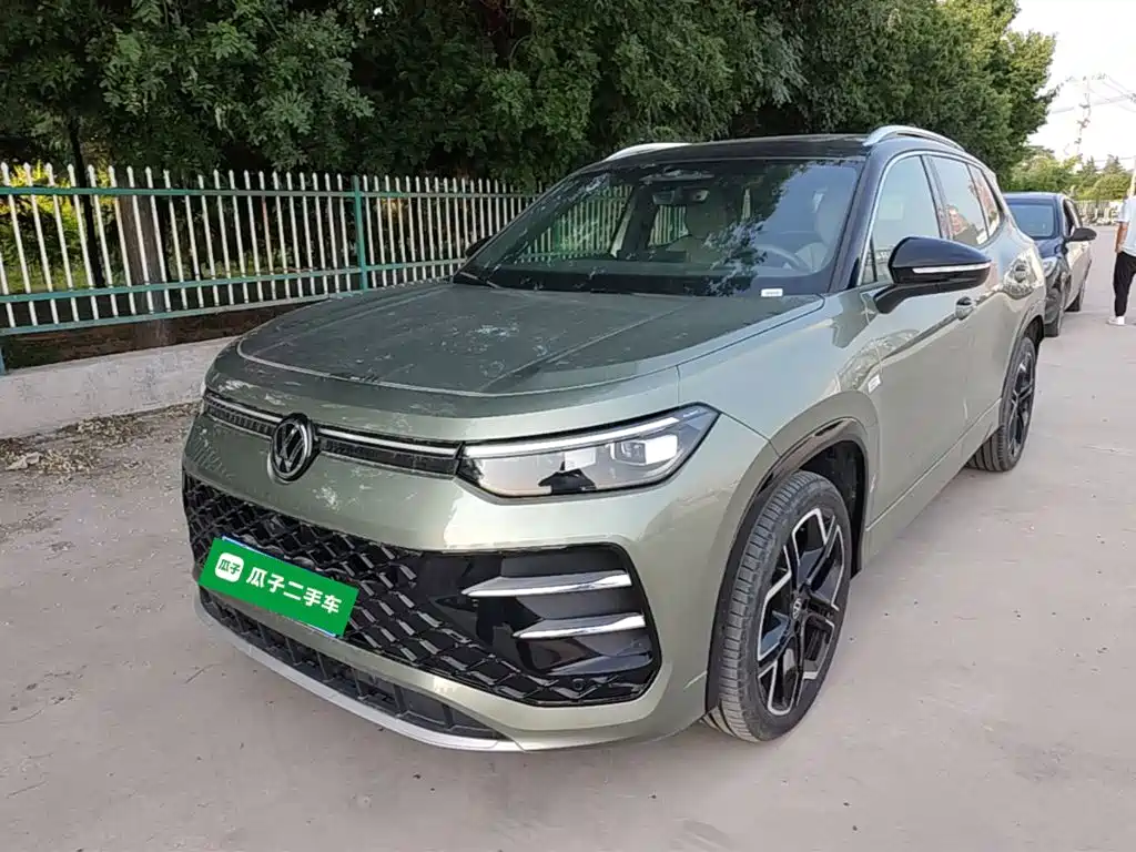 Volkswagen Tayron 2025 L 380TSI Luxury Easy