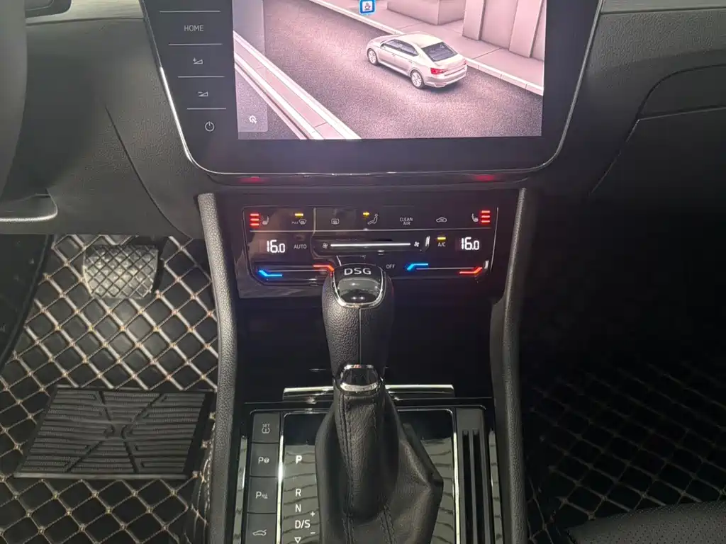 Skoda Superb TSI280 DSG Premium Edition, фото 6