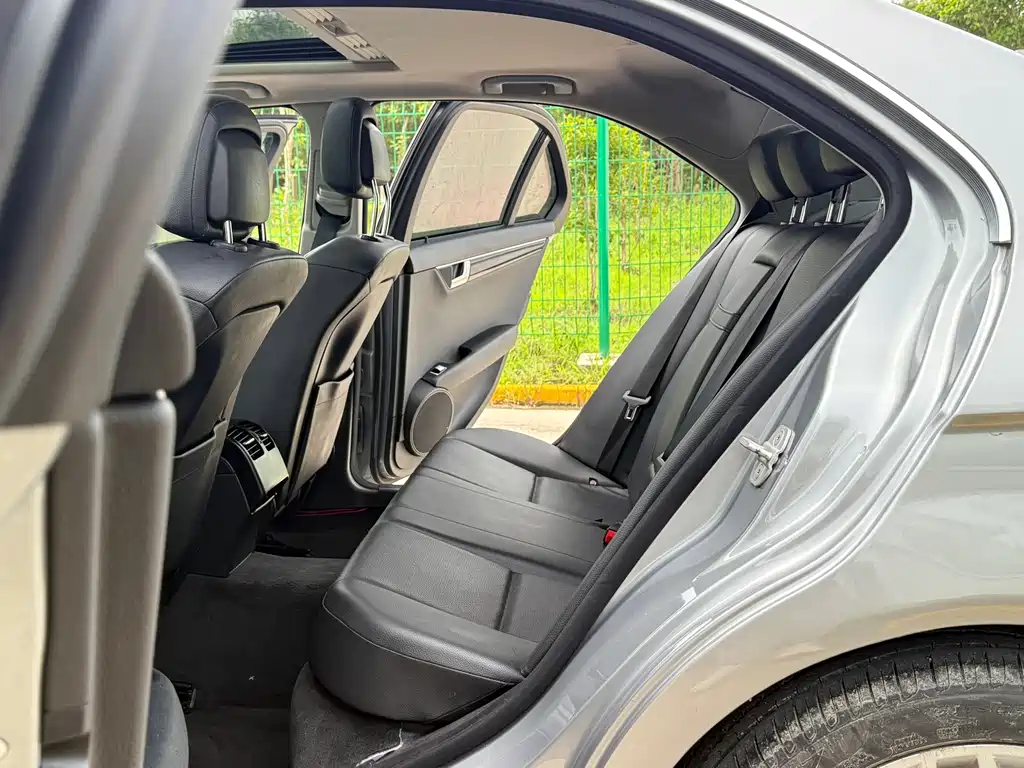 Mercedes-Benz C-Class C 2013 C 180 Grand Edition