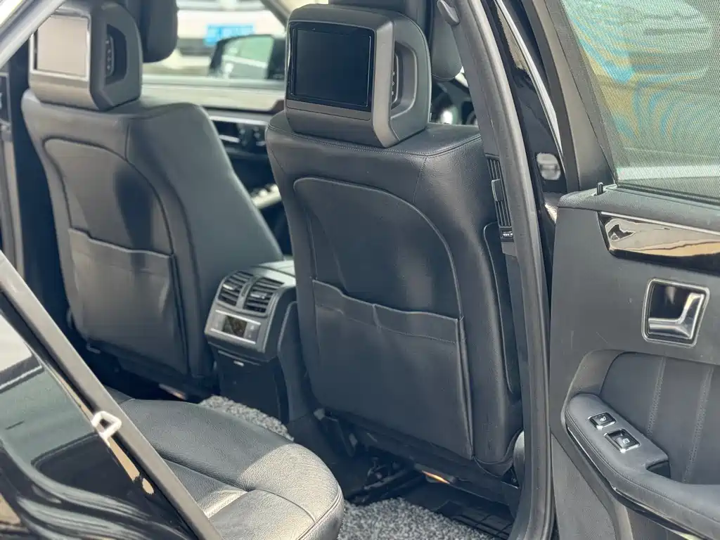 Mercedes-Benz E-Class E 2010 E 300 Luxury